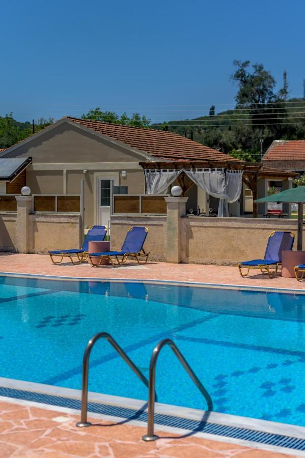 Villa Veneto Luxury Holidays Melíssia Exteriör bild