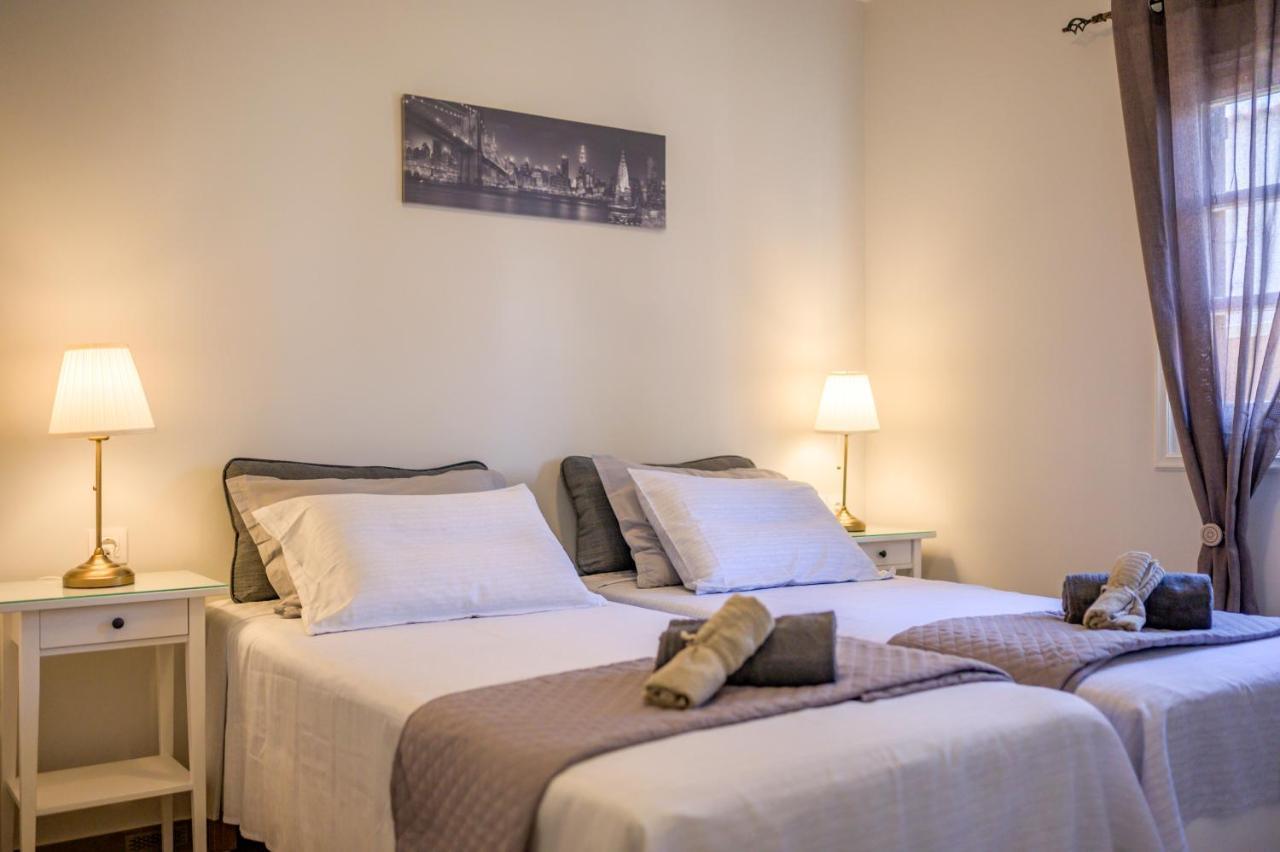 Villa Veneto Luxury Holidays Melíssia Exteriör bild